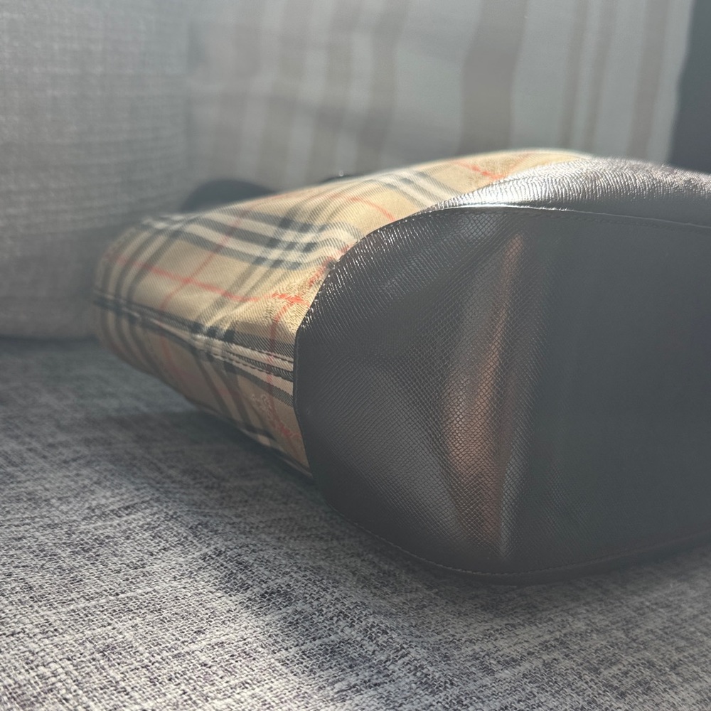Small Burberry Beige Checkered with Brown Leather Accents Hand Bag - Picture 8 of 13